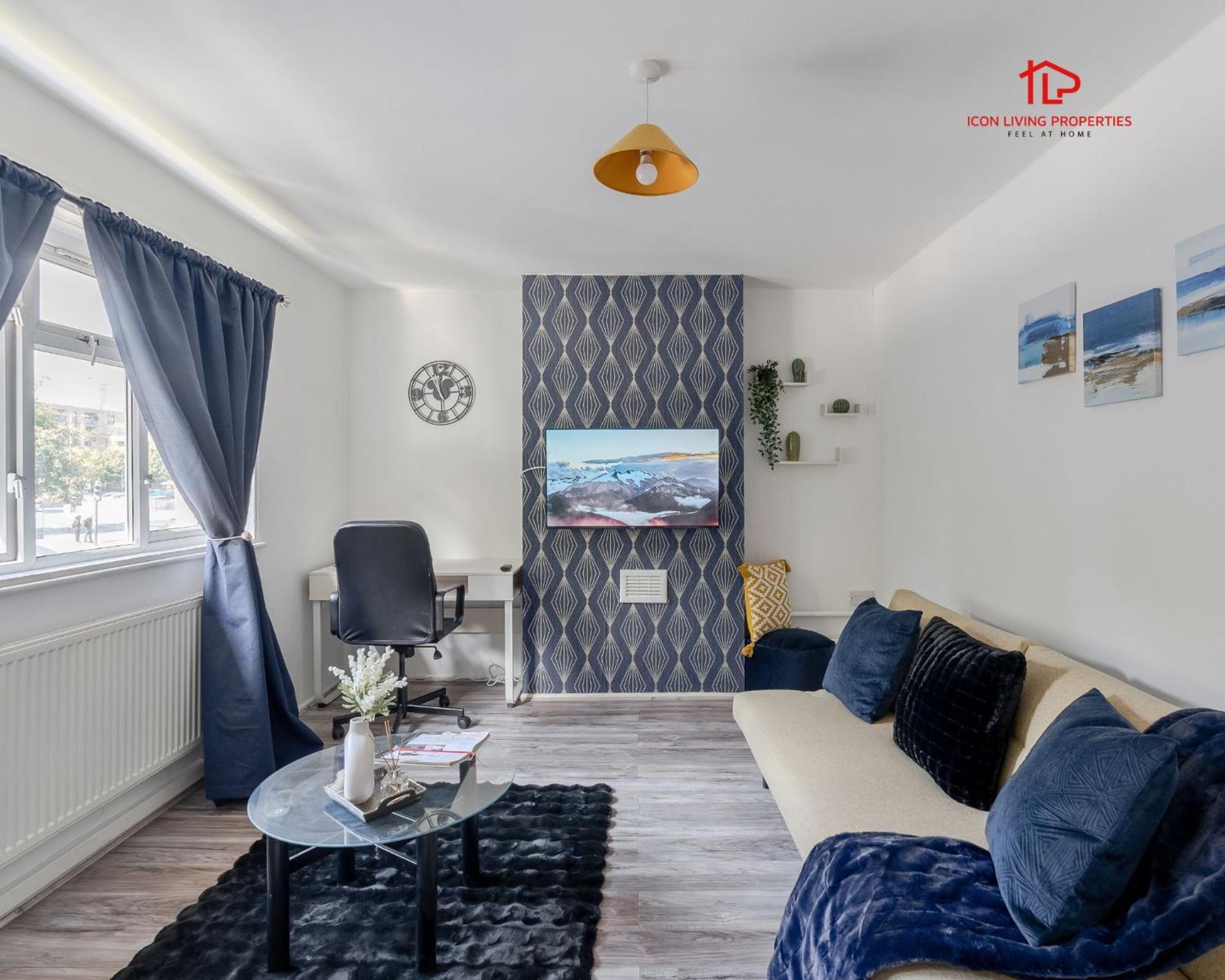Spacious 1 Bed Flat For Contractors Leisure And Relocation Guests By Icon Living Properties Short Lets And Serviced Accommodation Barking Екстериор снимка